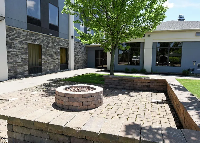 Hampton Inn Youngstown-North