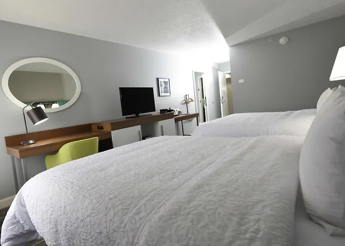 Hampton Inn Youngstown-North