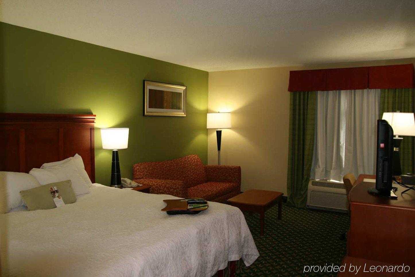 Hampton Youngstown-north Youngstown
