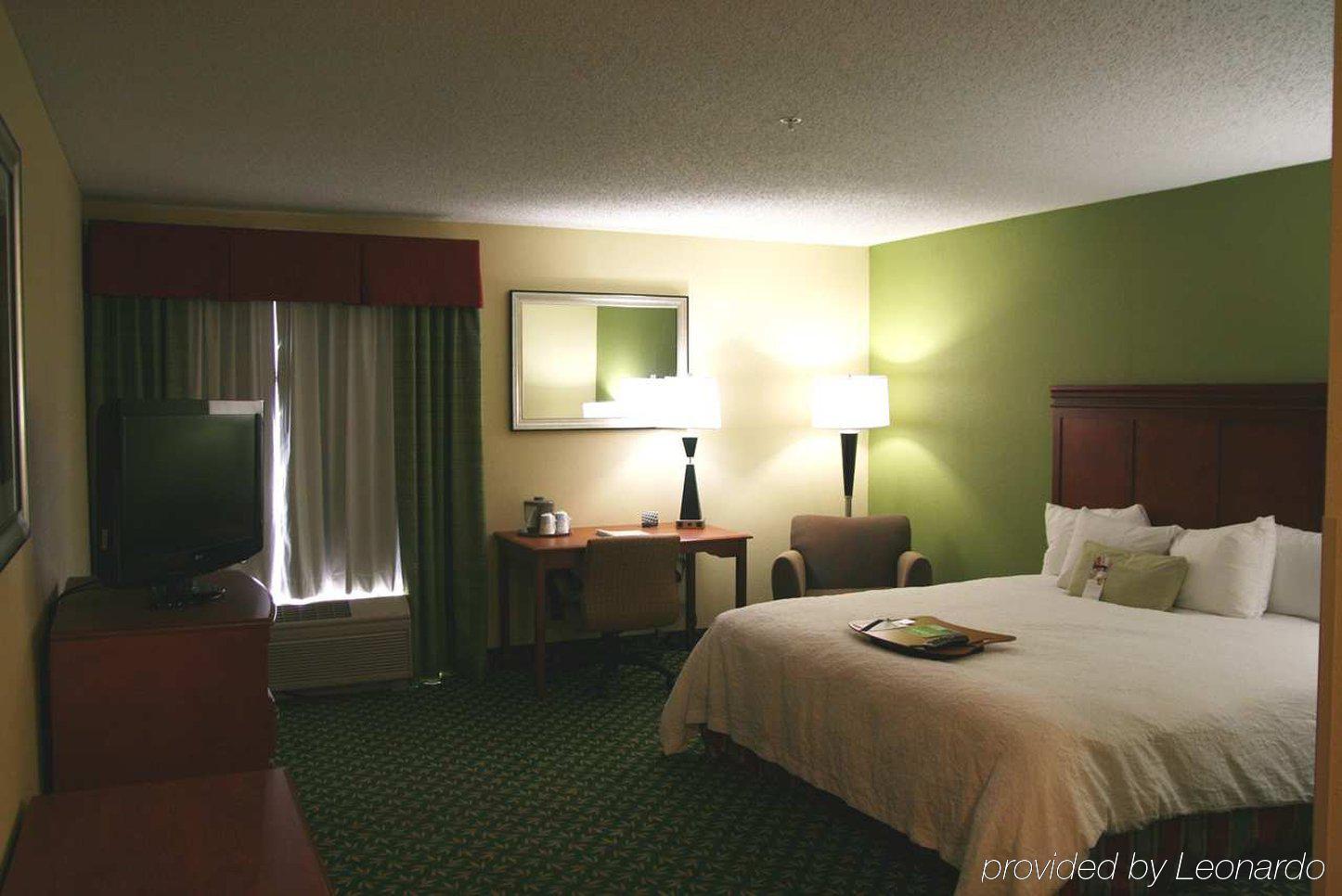 Hampton Youngstown-north Hotel